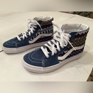 VANS Sk8-Hi UNISEX BLUE/COLORFUL CANVAS SHOE.   MENS 3-1/2. WOMEN SIZE 5